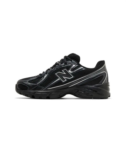 New Balance 740 “Black Silver Metallic”